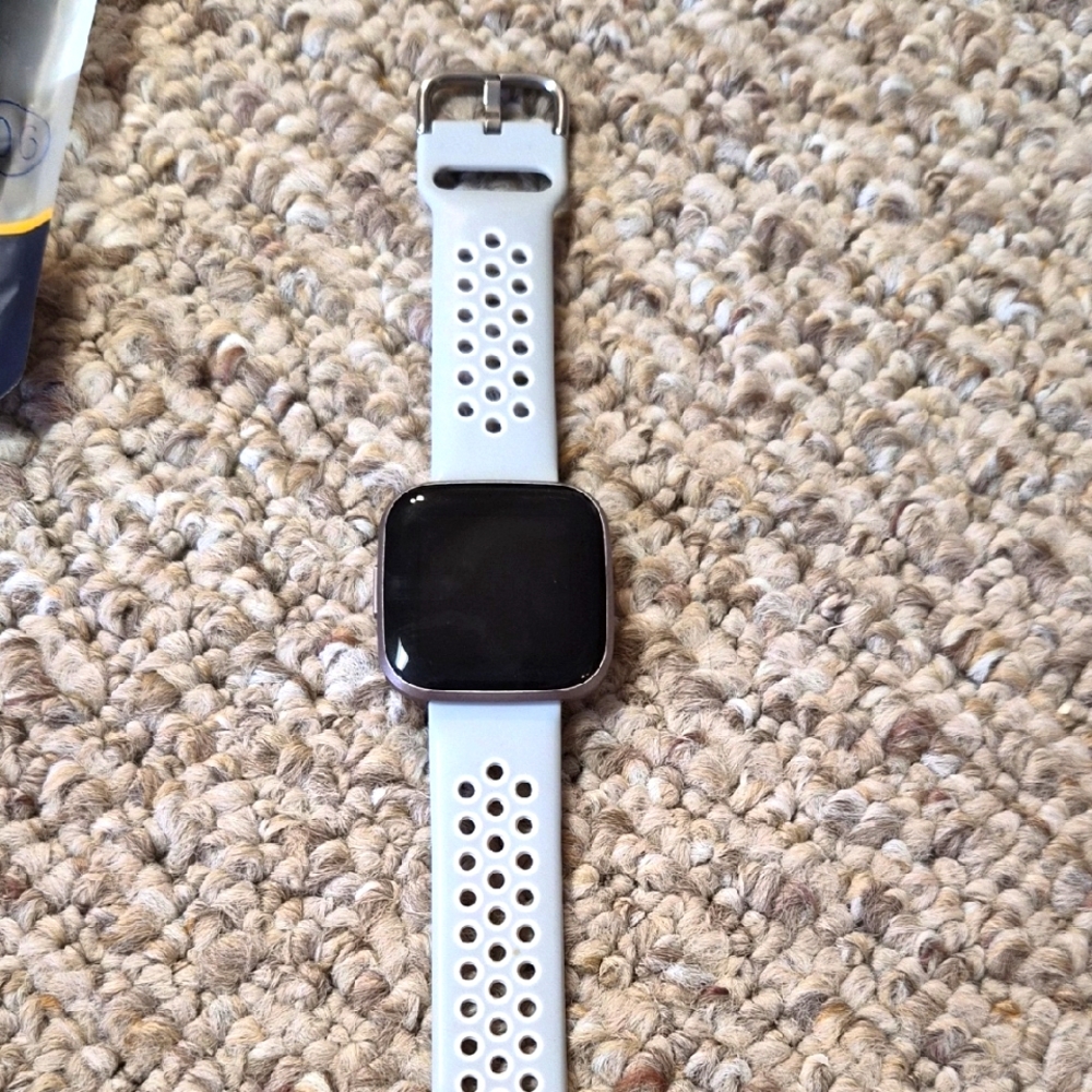 Fitbit Smartwatch with Extra Bands